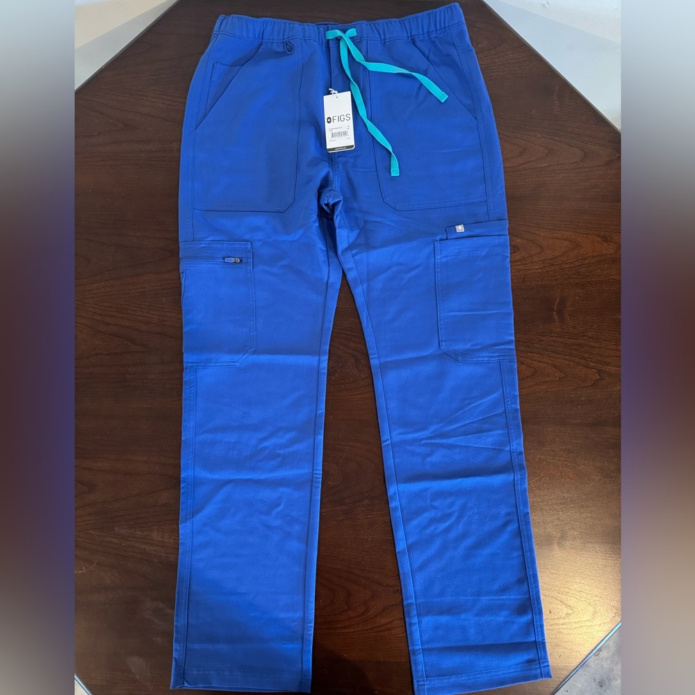 Figs Men's Denim Blue Cargo Scrub Pants